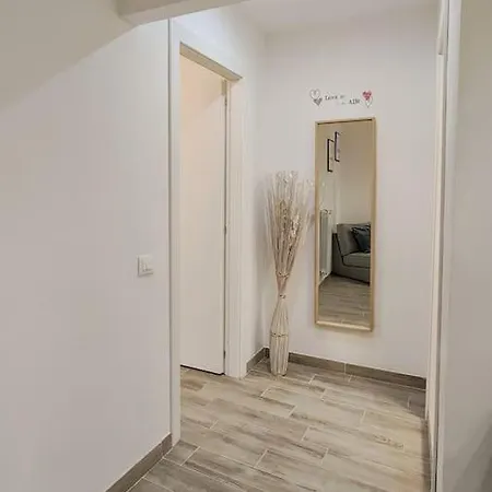 아파트 Aria 안치오