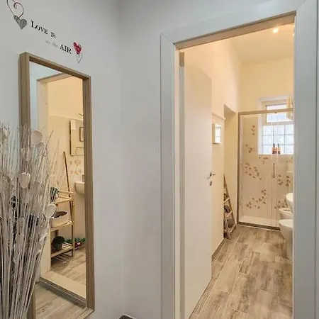 Apartment Aria
